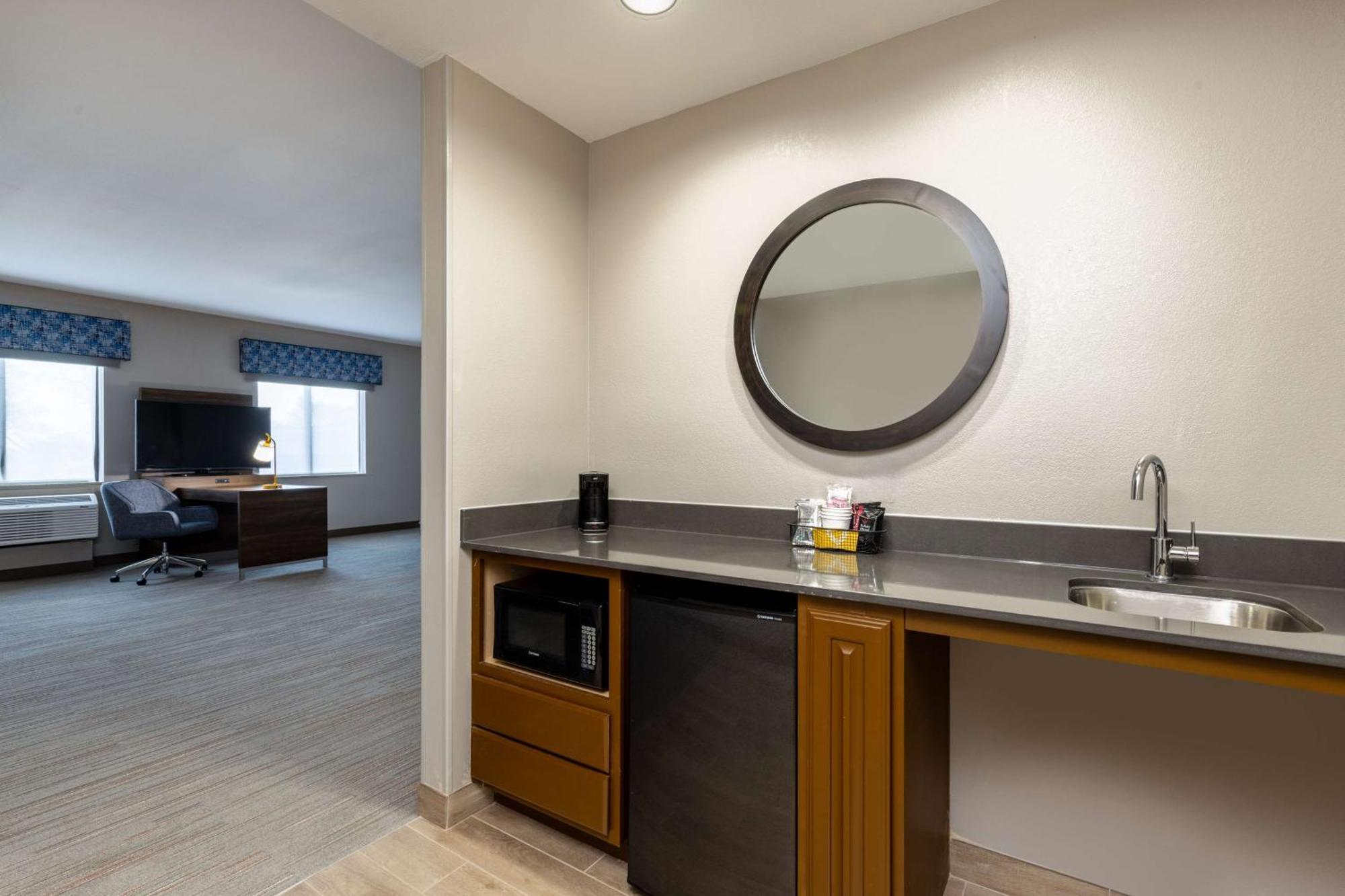 Hampton Inn & Suites Woodward Esterno foto